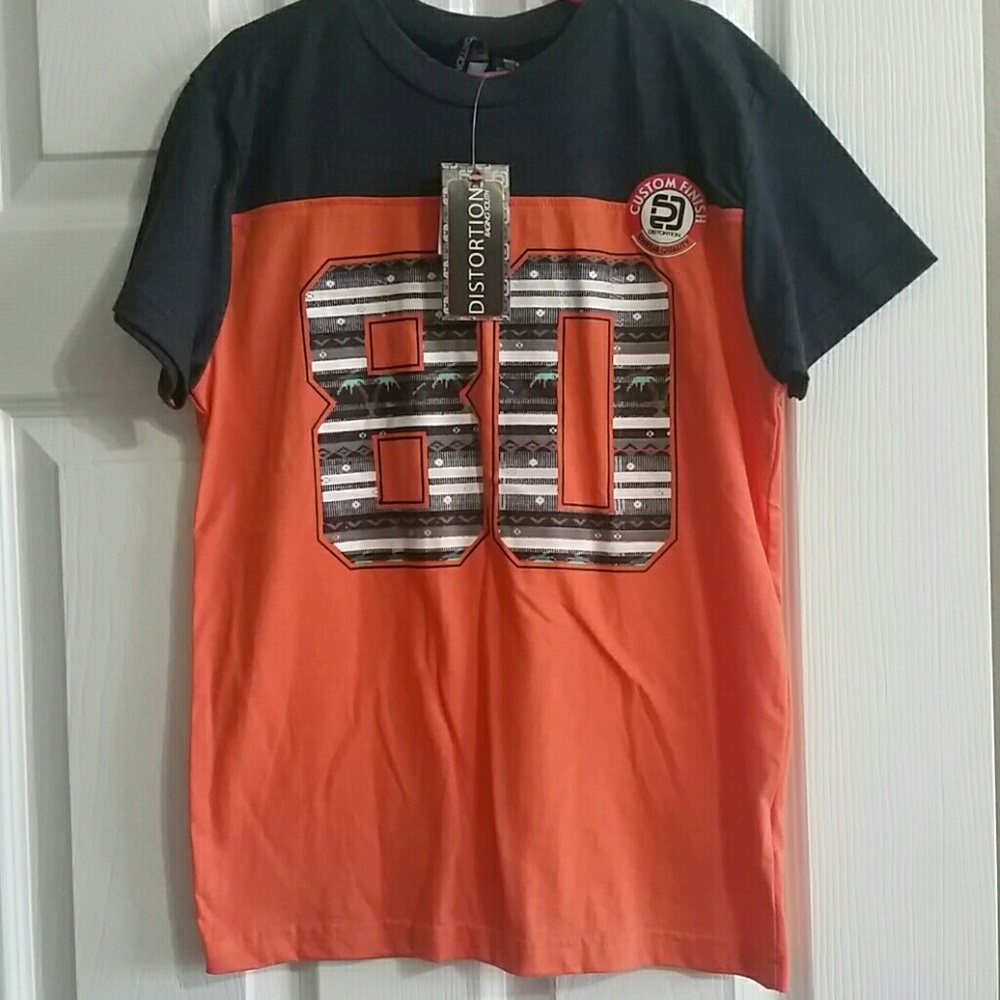Distortion boys shirt NWT